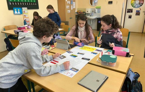 Cestovní kancelář v páté třídě